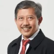 Dayan Hakim
